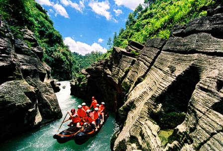 西門(mén)峽漂流